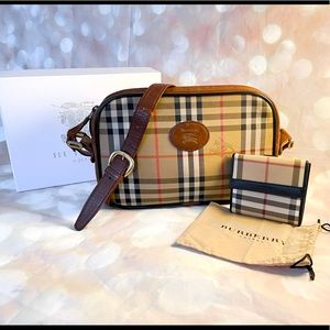 💯 Authentic Burberry shoulder bag with matching Burberry wallet